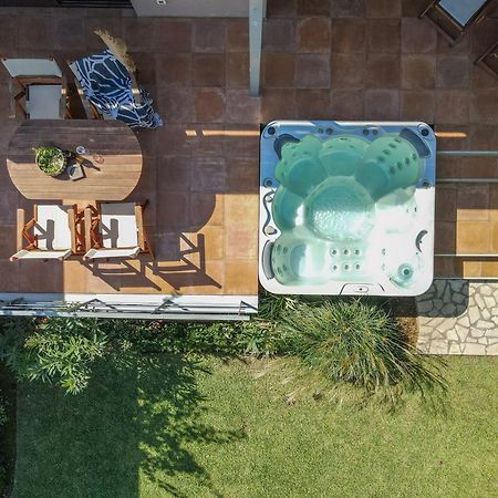 Klaritz Luxury Suites Ласси Экстерьер фото