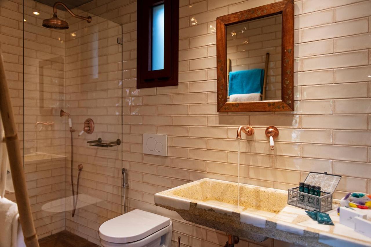 Klaritz Luxury Suites Ласси Экстерьер фото